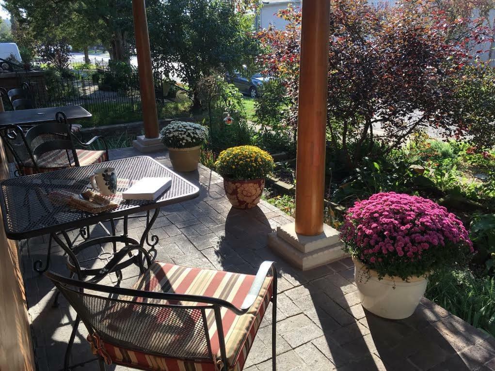 Persimmon Inn Bloomington Dış mekan fotoğraf