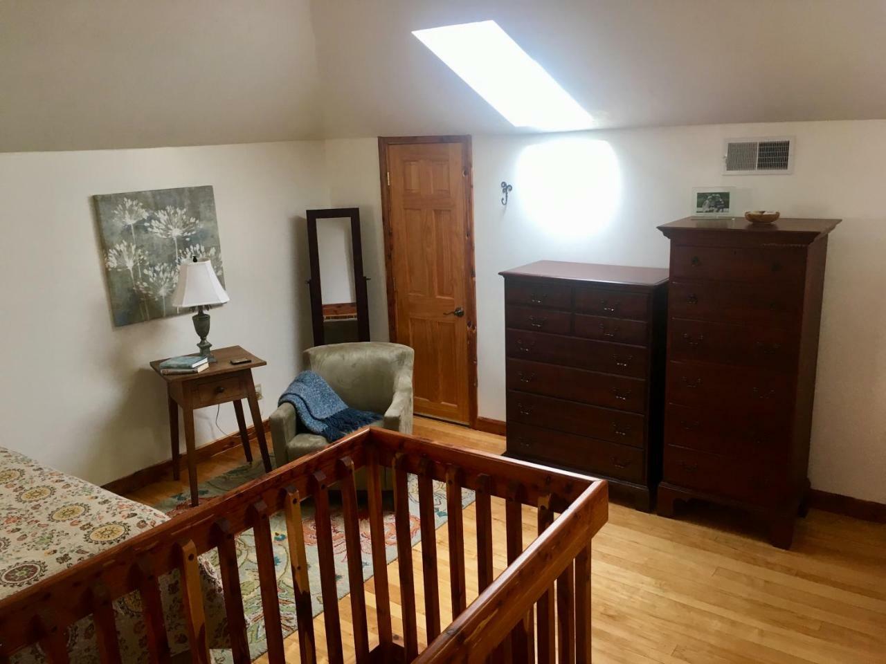 Persimmon Inn Bloomington Dış mekan fotoğraf