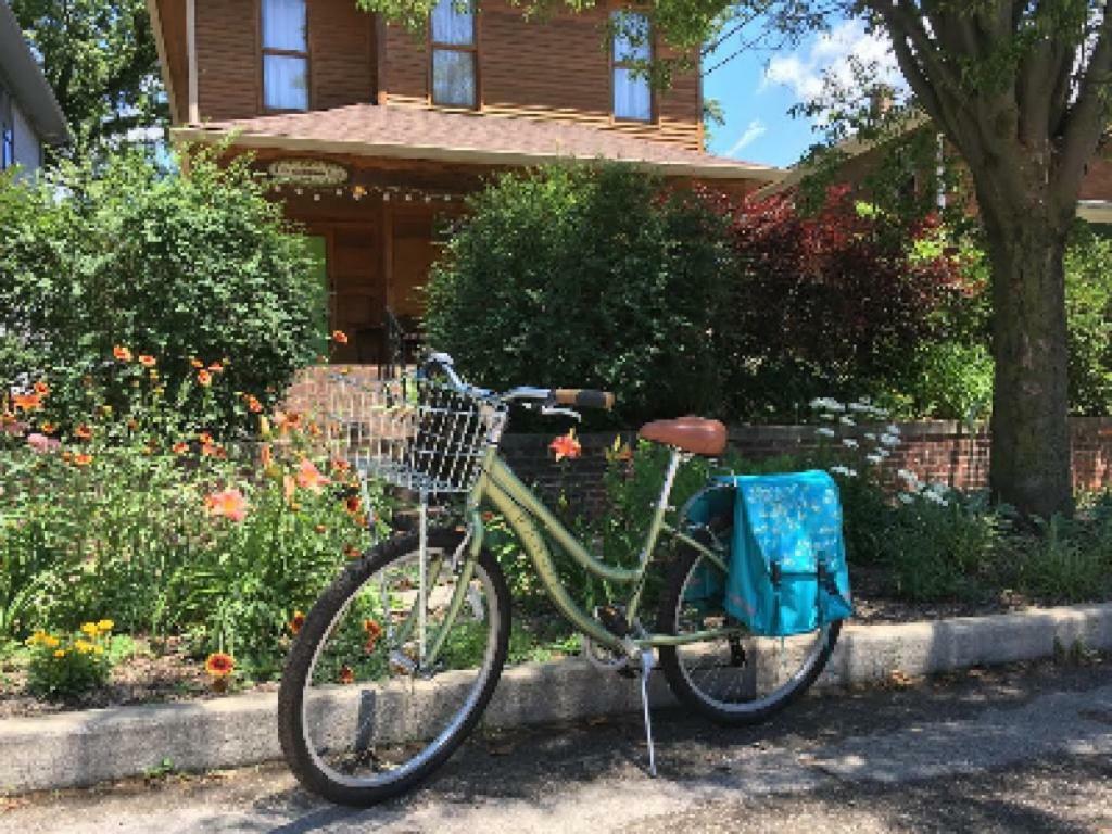 Persimmon Inn Bloomington Dış mekan fotoğraf