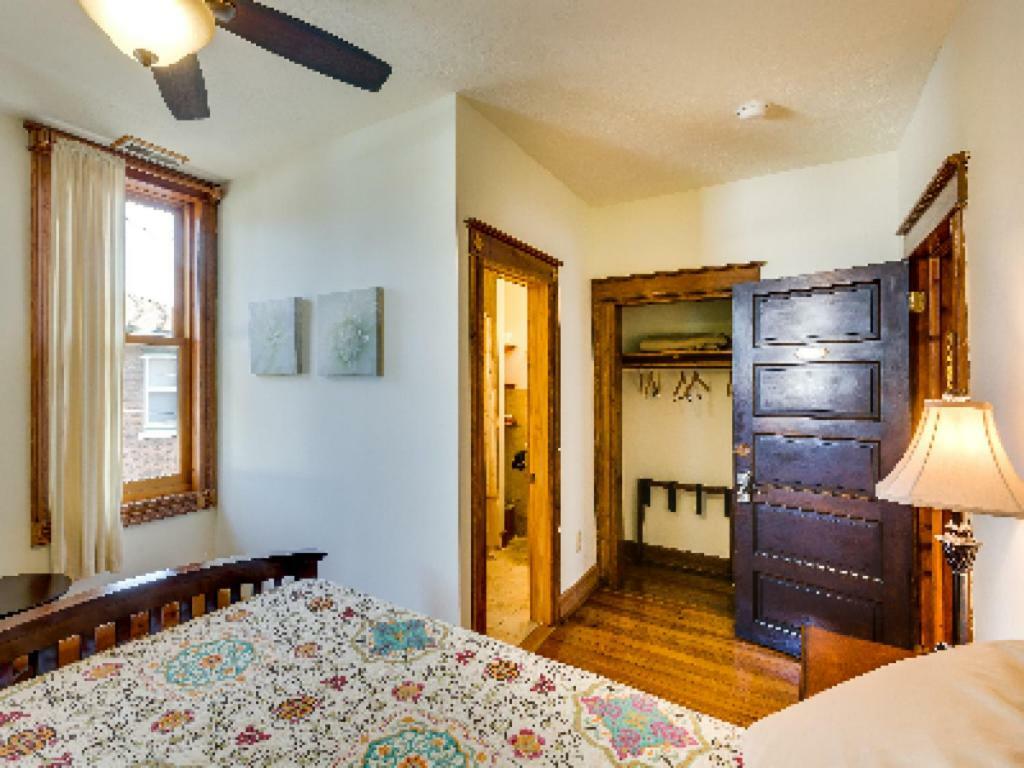 Persimmon Inn Bloomington Dış mekan fotoğraf